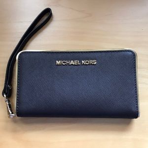 Michael Kors Wallet/Wristlet